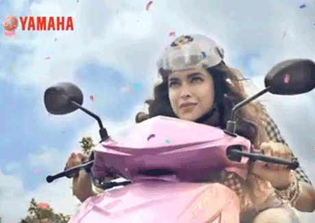 Yamaha Ray urges young women to explore the world