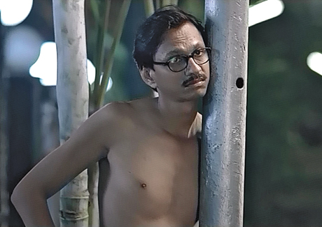 Contract gets a ‘naked guy’ to promote AskMe