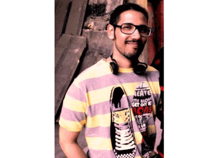 Omair's blog: And the only li’l thing missing is the ‘idea’