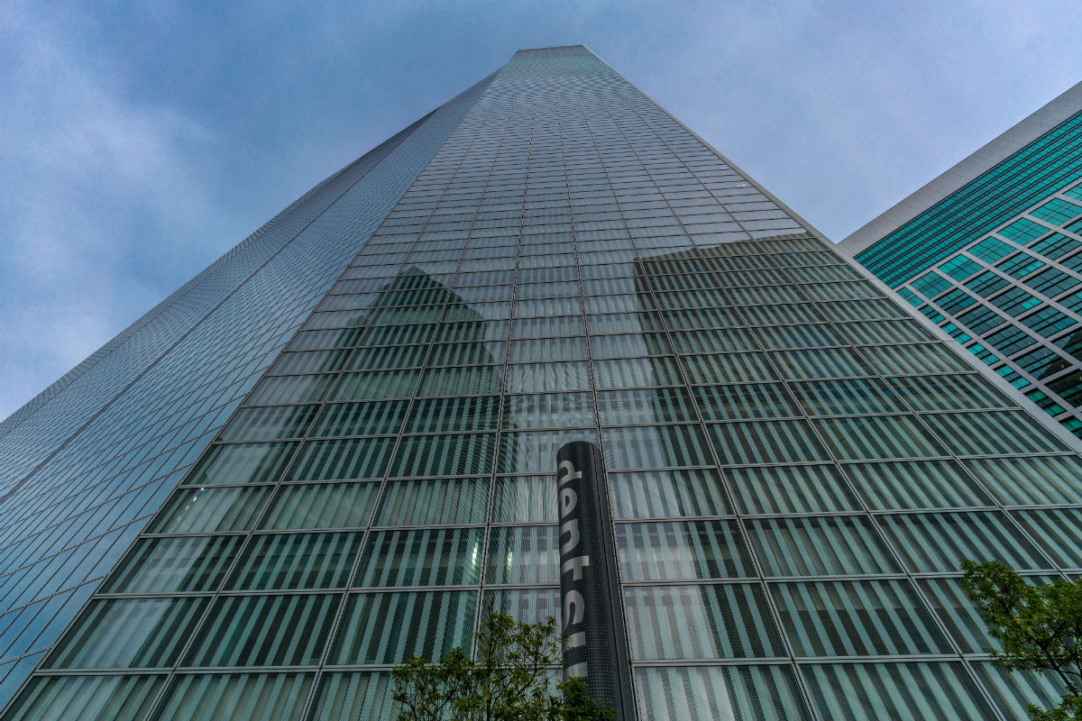 Dentsu sees Q1 organic growth fall, prepares for new corporate structure