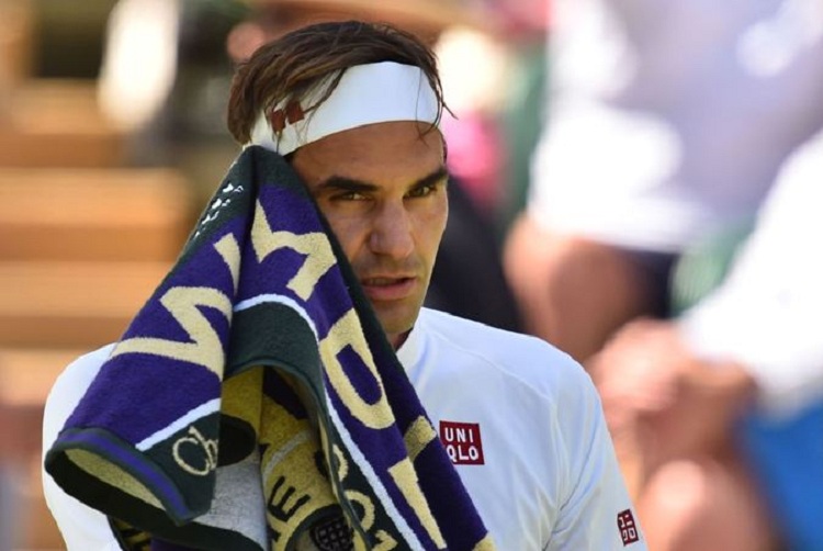 Blog: Mercenary or strategist? Federer's choice of Uniqlo over Nike