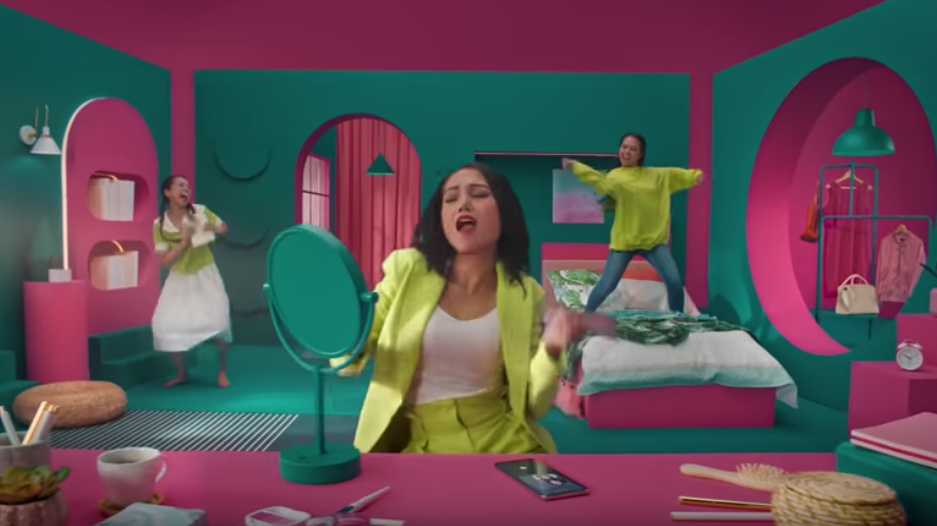 Spotify 'wraps' data & creative work in SEA campaign