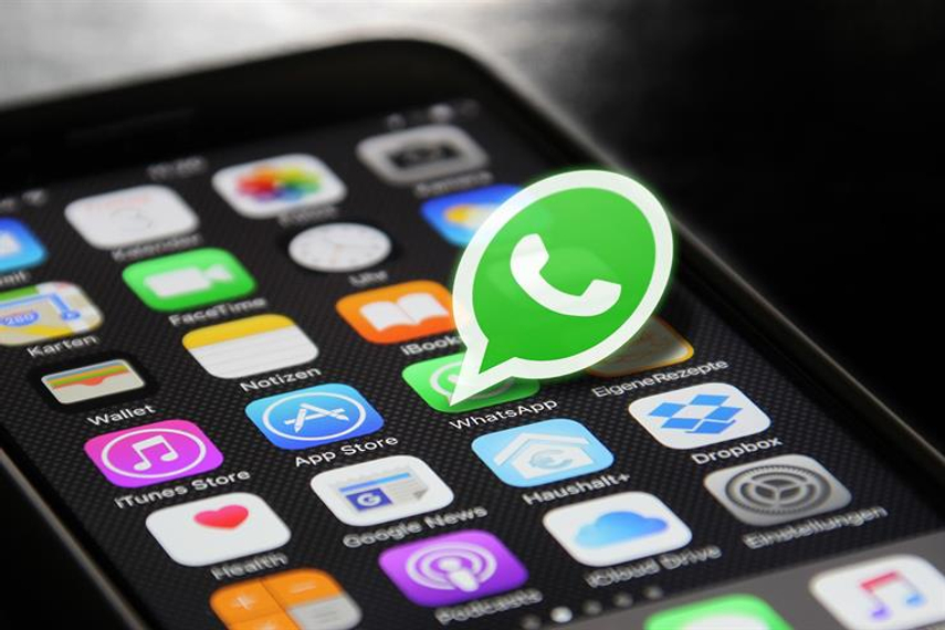 Facebook rethinks plan to insert ads into WhatsApp