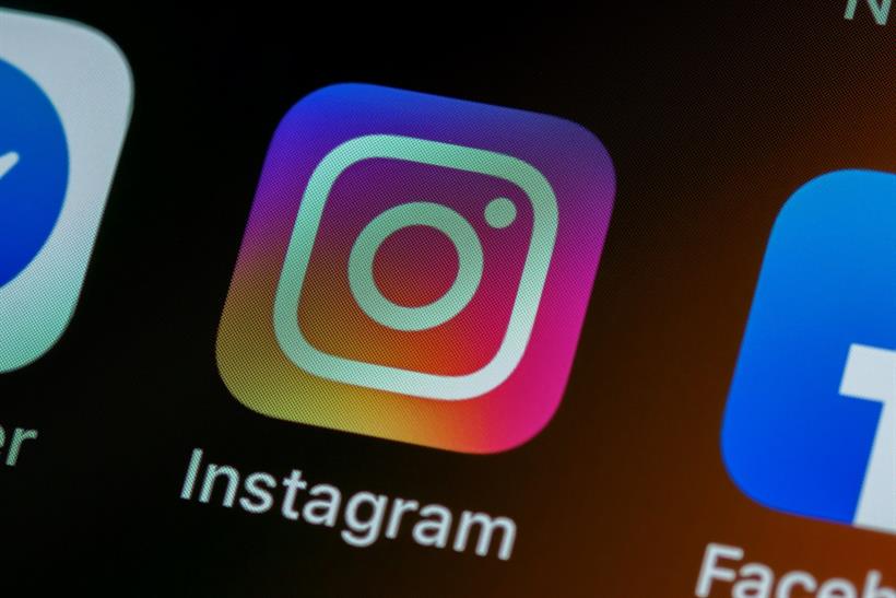 Meta reports first-ever quarterly revenue decline, warns of continued advertising weakness